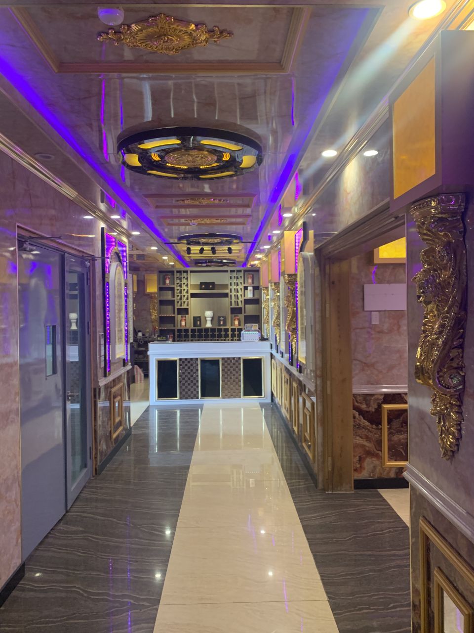 다낭 뉴민 가라오케 스탭 소개